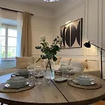 Apartment Breg - Old Town River Ljubljana