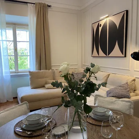 Breg - Old Town River Apartamento *