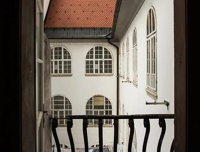 Breg - Old Town River